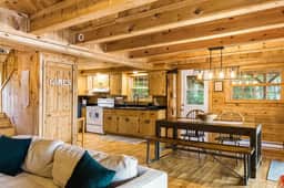 Knotty Pines 4 Bedroom with Waterfront Views - Image 5