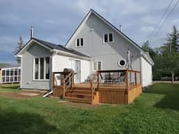 Get-A-Way Beach Chalet - Image 2