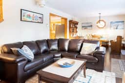 Get-A-Way Beach Chalet - Image 3