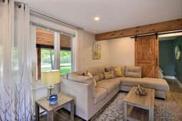 Black Barn Family Beach House - Image 3