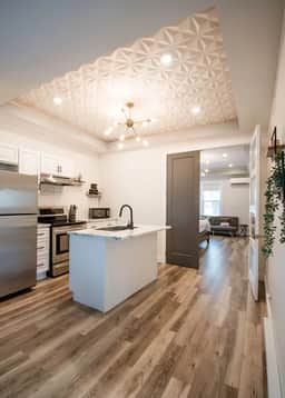 Cozy & Stylish One-Bedroom Apartment Near Downtown Moncton - Image 3
