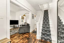 The Big City Stay | Sleeps 11 | Walkable Location - Image 3