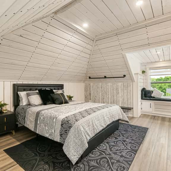 Moncton 3BR Gem | Near Downtown | Wi-Fi & Free Parking - Image 1