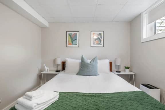 Cozy 2-Bedroom Basement Apartment Near Hospitals - Image 2