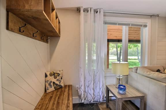 Black Barn Family Beach House - Image 5