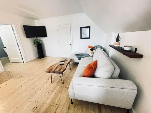 Fin's Studio Suite Apartment, Alma, Fundy Park - Image 2